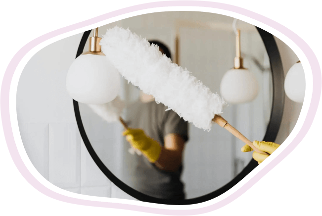 Cleaner dusting mirror